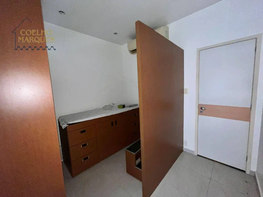 Sala Comercial para alugar, 26m2 em Copacabana, Rio De Janeiro - RJ - imagem 6 Foto 6 de Sala Comercial para alugar, 26m2 em Copacabana, Rio De Janeiro - RJ