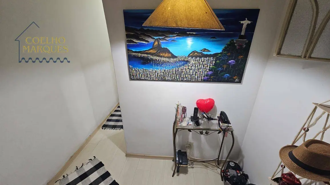 Apartamento com 1 quarto à venda, 40m2 em Copacabana, Rio De Janeiro - RJ - imagem 4 Foto 4 de Apartamento com 1 quarto à venda, 40m2 em Copacabana, Rio De Janeiro - RJ