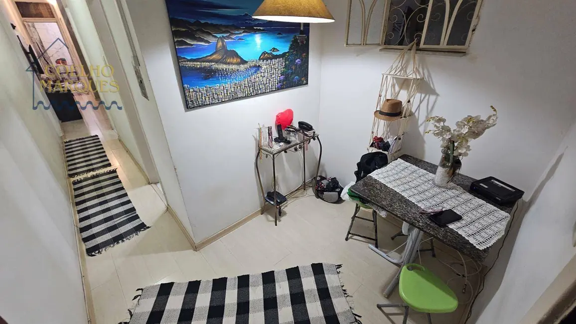 Apartamento com 1 quarto à venda, 40m2 em Copacabana, Rio De Janeiro - RJ - imagem 1 Foto 1 de Apartamento com 1 quarto à venda, 40m2 em Copacabana, Rio De Janeiro - RJ
