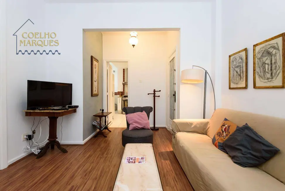 Apartamento com 2 quartos para alugar, 80m2 em Copacabana, Rio De Janeiro - RJ - imagem 4 Foto 4 de Apartamento com 2 quartos para alugar, 80m2 em Copacabana, Rio De Janeiro - RJ