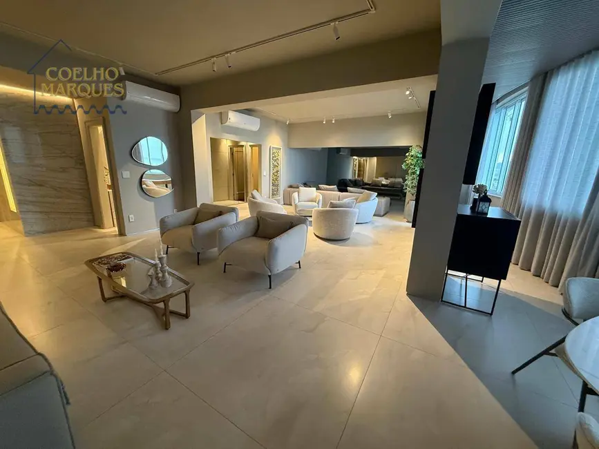 Foto 1 de Apartamento com 3 quartos à venda, 236m2 em Copacabana, Rio De Janeiro - RJ