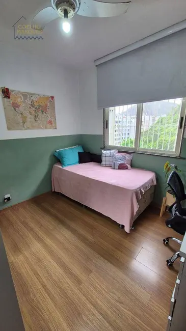 Foto 6 de Apartamento com 2 quartos à venda, 75m2 em Copacabana, Rio De Janeiro - RJ