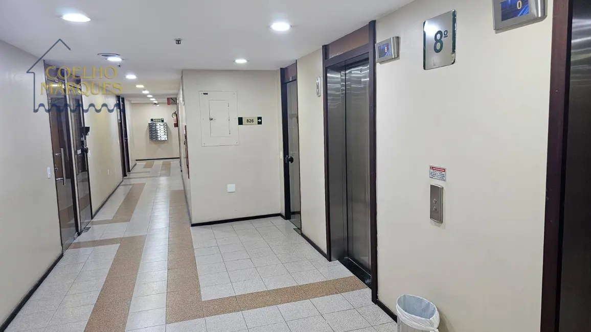 Foto 3 de Sala Comercial à venda, 30m2 em Humaitá, Rio De Janeiro - RJ