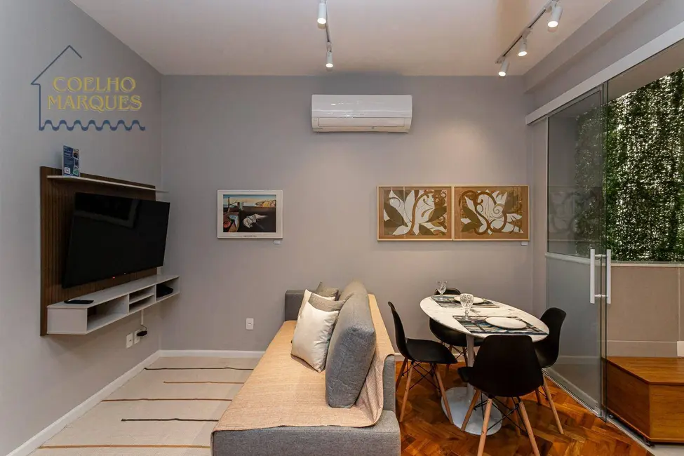 Foto 3 de Apartamento com 3 quartos à venda, 73m2 em Copacabana, Rio De Janeiro - RJ