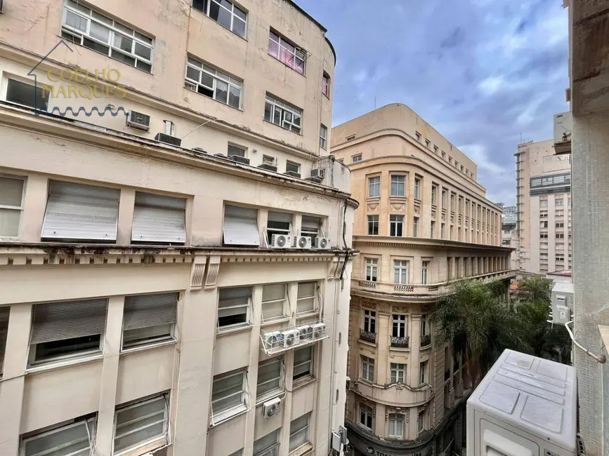 Kitnet com 1 quarto para alugar, 30m2 em Centro, Rio De Janeiro - RJ - imagem 4 Foto 4 de Kitnet com 1 quarto para alugar, 30m2 em Centro, Rio De Janeiro - RJ