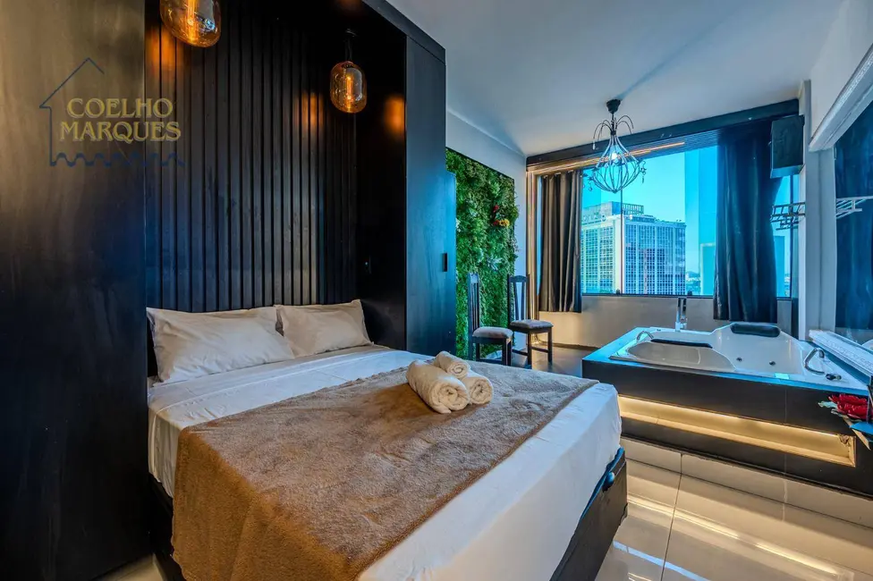 Apartamento com 1 quarto à venda, 32m2 em Centro, Rio De Janeiro - RJ - imagem 1 Foto 1 de Apartamento com 1 quarto à venda, 32m2 em Centro, Rio De Janeiro - RJ