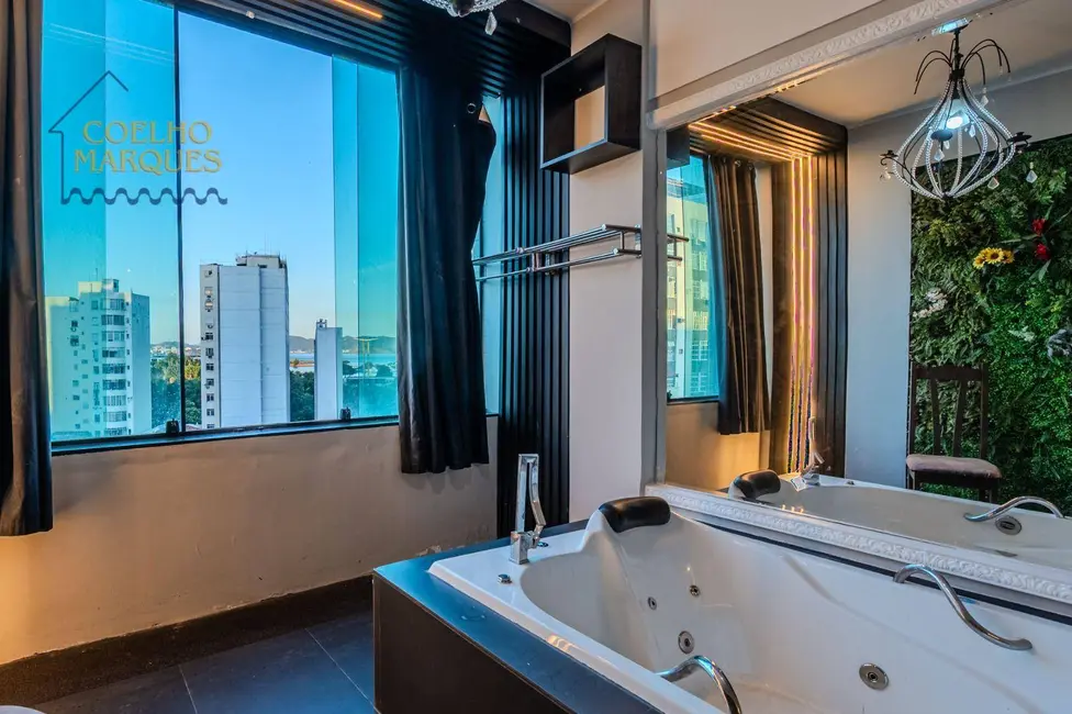 Apartamento com 1 quarto à venda, 32m2 em Centro, Rio De Janeiro - RJ - imagem 2 Foto 2 de Apartamento com 1 quarto à venda, 32m2 em Centro, Rio De Janeiro - RJ