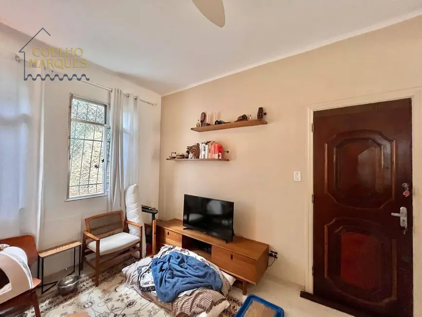 Apartamento com 2 quartos à venda e para alugar, 67m2 em Cosme Velho, Rio De Janeiro - RJ - imagem 3 Foto 3 de Apartamento com 2 quartos à venda e para alugar, 67m2 em Cosme Velho, Rio De Janeiro - RJ