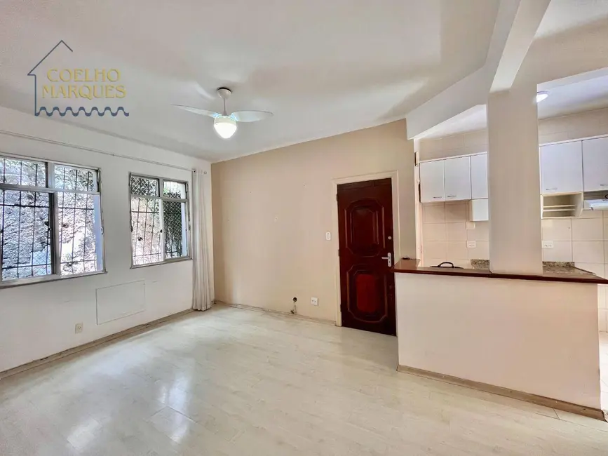 Apartamento com 2 quartos à venda e para alugar, 67m2 em Cosme Velho, Rio De Janeiro - RJ - imagem 8 Foto 8 de Apartamento com 2 quartos à venda e para alugar, 67m2 em Cosme Velho, Rio De Janeiro - RJ