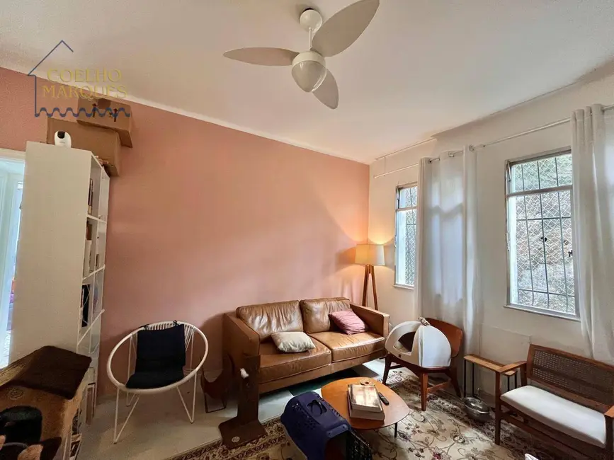 Apartamento com 2 quartos à venda e para alugar, 67m2 em Cosme Velho, Rio De Janeiro - RJ - imagem 1 Foto 1 de Apartamento com 2 quartos à venda e para alugar, 67m2 em Cosme Velho, Rio De Janeiro - RJ