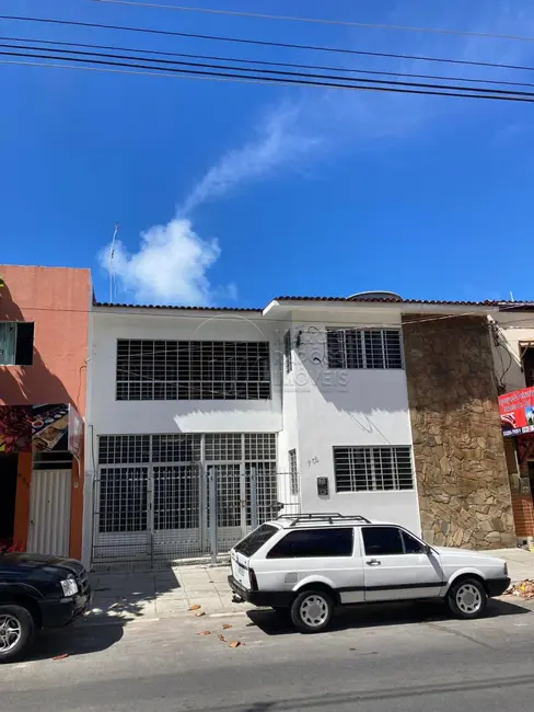 Casa com 3 quartos para alugar em Jatiuca, Maceio - Imóveis Global