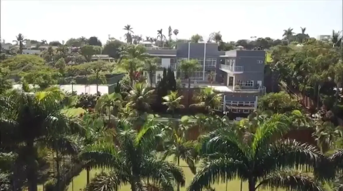 Chácara com 5 quartos à venda, 950m2 em Colinas do Mosteiro de Itaici, Indaiatuba - SP - imagem 9 Foto 9 de Chácara com 5 quartos à venda, 950m2 em Colinas do Mosteiro de Itaici, Indaiatuba - SP