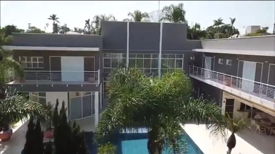 Chácara com 5 quartos à venda, 950m2 em Colinas do Mosteiro de Itaici, Indaiatuba - SP - imagem 4 Foto 4 de Chácara com 5 quartos à venda, 950m2 em Colinas do Mosteiro de Itaici, Indaiatuba - SP