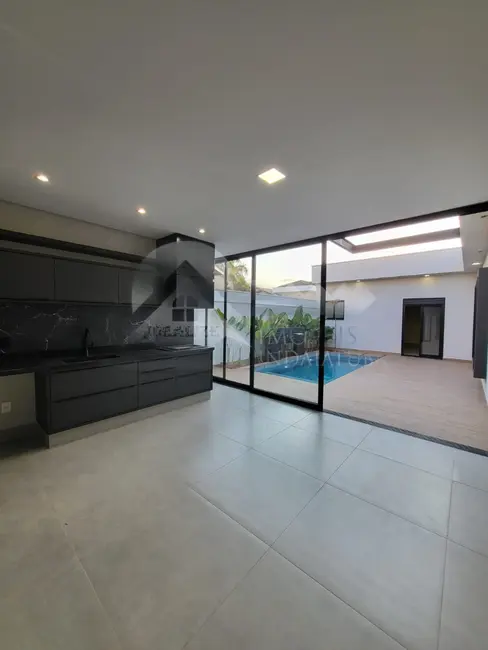 Foto 9 de Casa de Condomínio com 4 quartos à venda, 230m2 em Jardim Residencial Villa Suíça, Indaiatuba - SP