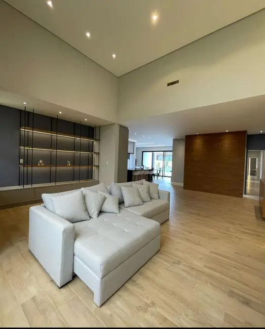 Foto 5 de Casa de Condomínio com 3 quartos à venda, 235m2 em Jardim Residencial Helvétia Park I, Indaiatuba - SP