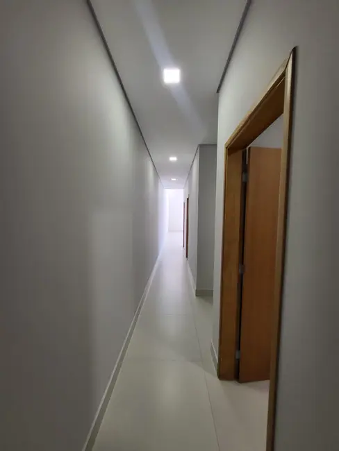 Casa de Condomínio com 3 quartos à venda, 188m2 em Indaiatuba - SP - imagem 9 Foto 9 de Casa de Condomínio com 3 quartos à venda, 188m2 em Indaiatuba - SP