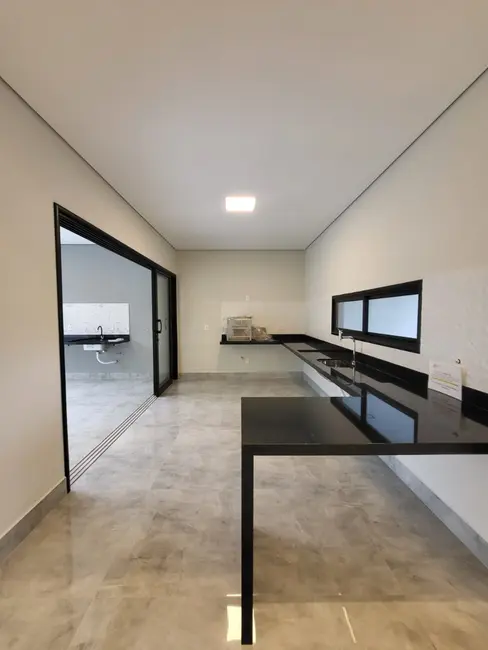 Casa de Condomínio com 3 quartos à venda, 196m2 em Indaiatuba - SP - imagem 6 Foto 6 de Casa de Condomínio com 3 quartos à venda, 196m2 em Indaiatuba - SP