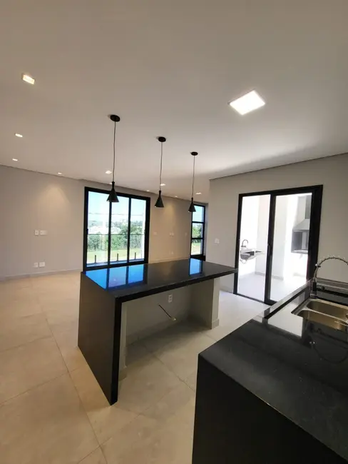 Foto 4 de Casa de Condomínio com 3 quartos à venda, 177m2 em Indaiatuba - SP