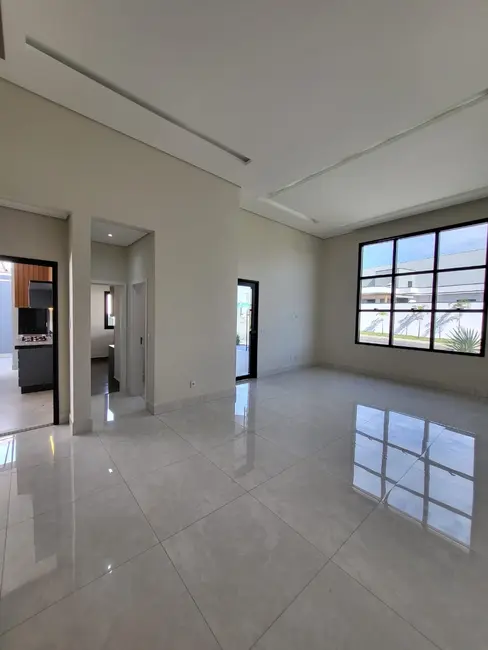 Foto 4 de Casa de Condomínio com 3 quartos à venda, 235m2 em Jardim Residencial Maria Dulce, Indaiatuba - SP