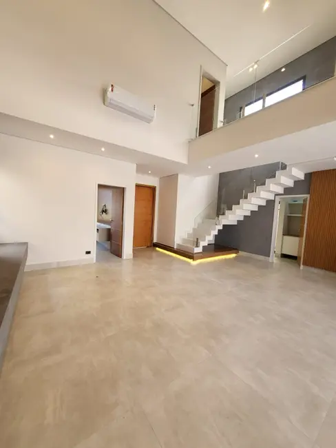 Foto 4 de Casa de Condomínio com 3 quartos à venda, 220m2 em Residencial Central Parque, Salto - SP