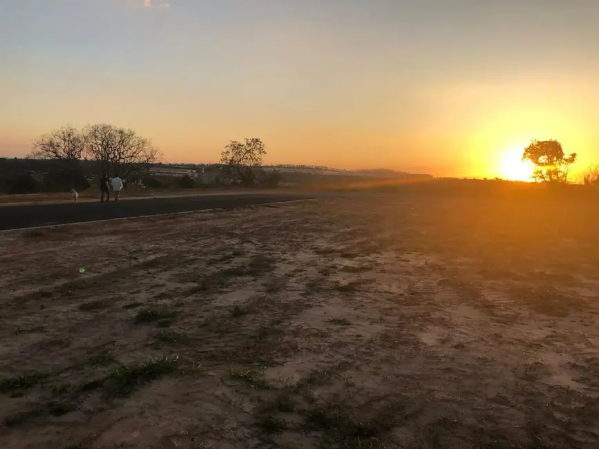 Foto 4 de Terreno / Lote à venda, 150m2 em Indaiatuba - SP