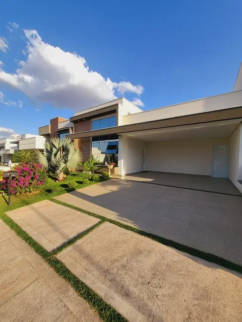 Foto 3 de Casa de Condomínio com 3 quartos à venda, 180m2 em Indaiatuba - SP