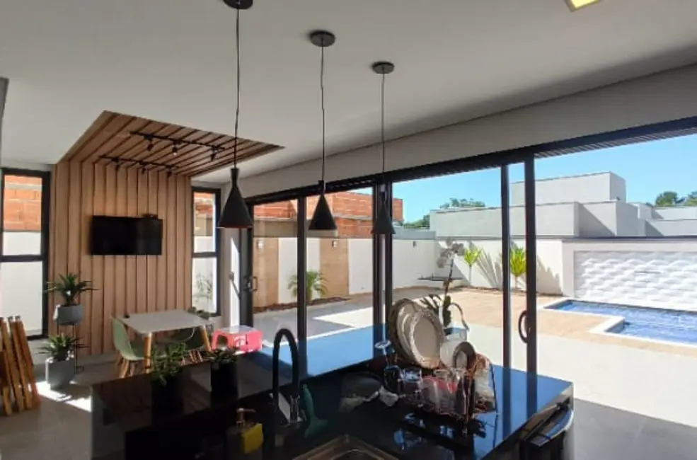 Casa de Condomínio com 3 quartos à venda, 220m2 em Indaiatuba - SP - imagem 7 Foto 7 de Casa de Condomínio com 3 quartos à venda, 220m2 em Indaiatuba - SP