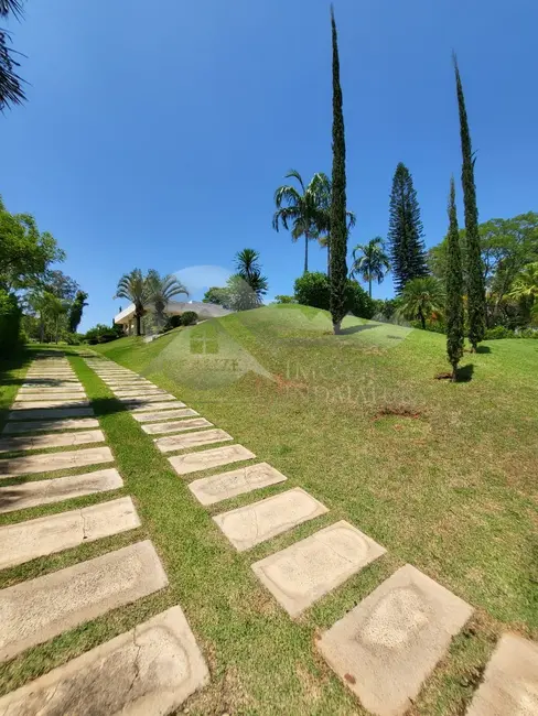 Chácara com 4 quartos à venda, 650m2 em Colinas do Mosteiro de Itaici, Indaiatuba - SP - imagem 3 Foto 3 de Chácara com 4 quartos à venda, 650m2 em Colinas do Mosteiro de Itaici, Indaiatuba - SP