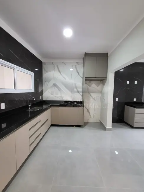 Foto 4 de Casa de Condomínio com 3 quartos à venda, 130m2 em Jardins do Império, Indaiatuba - SP