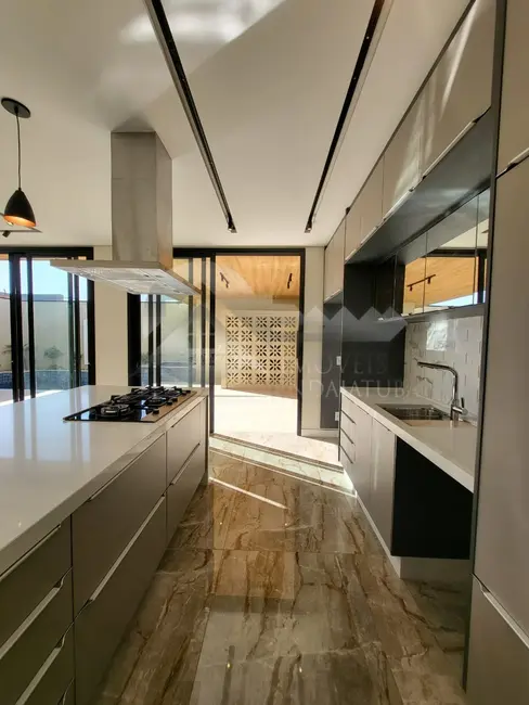 Foto 9 de Casa de Condomínio com 3 quartos à venda, 300m2 em Indaiatuba - SP