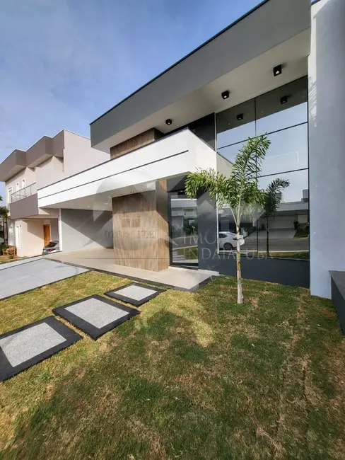 Foto 3 de Casa de Condomínio com 3 quartos à venda, 190m2 em Jardim Residencial Dona Lucilla, Indaiatuba - SP