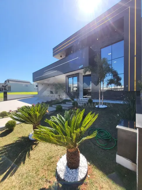 Casa de Condomínio com 3 quartos à venda, 222m2 em Indaiatuba - SP - imagem 3 Foto 3 de Casa de Condomínio com 3 quartos à venda, 222m2 em Indaiatuba - SP