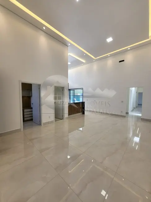 Casa de Condomínio com 3 quartos à venda, 222m2 em Indaiatuba - SP - imagem 4 Foto 4 de Casa de Condomínio com 3 quartos à venda, 222m2 em Indaiatuba - SP
