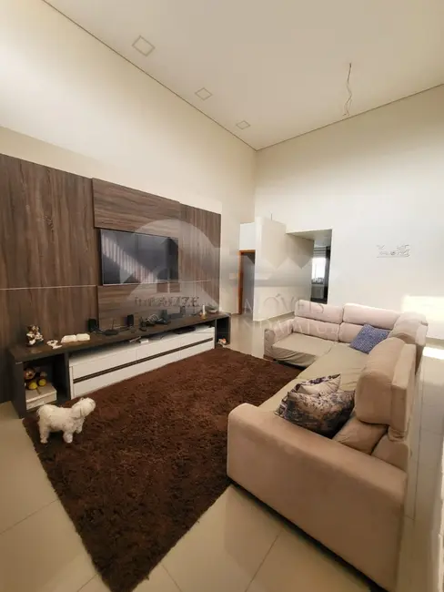 Foto 9 de Casa de Condomínio com 4 quartos à venda, 215m2 em Jardim Residencial Dona Lucilla, Indaiatuba - SP