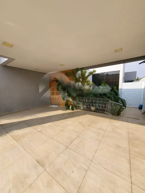 Foto 4 de Casa de Condomínio com 4 quartos à venda, 215m2 em Jardim Residencial Dona Lucilla, Indaiatuba - SP