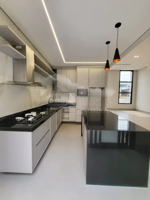 Casa de Condomínio com 3 quartos à venda, 192m2 em Indaiatuba - SP - imagem 8 Foto 8 de Casa de Condomínio com 3 quartos à venda, 192m2 em Indaiatuba - SP