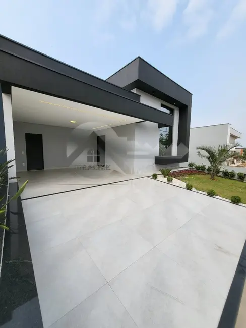 Casa de Condomínio com 3 quartos à venda, 198m2 em Indaiatuba - SP - imagem 2 Foto 2 de Casa de Condomínio com 3 quartos à venda, 198m2 em Indaiatuba - SP