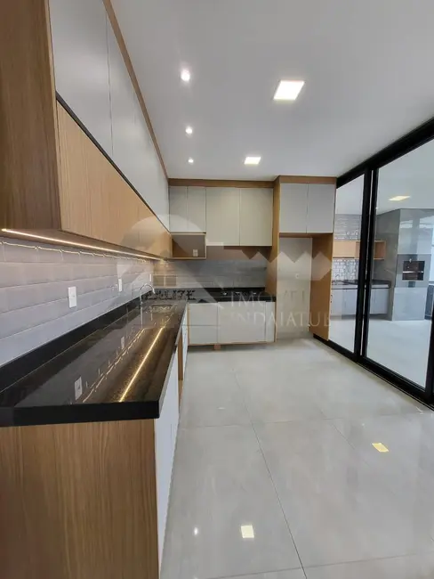 Casa de Condomínio com 3 quartos à venda, 198m2 em Indaiatuba - SP - imagem 6 Foto 6 de Casa de Condomínio com 3 quartos à venda, 198m2 em Indaiatuba - SP