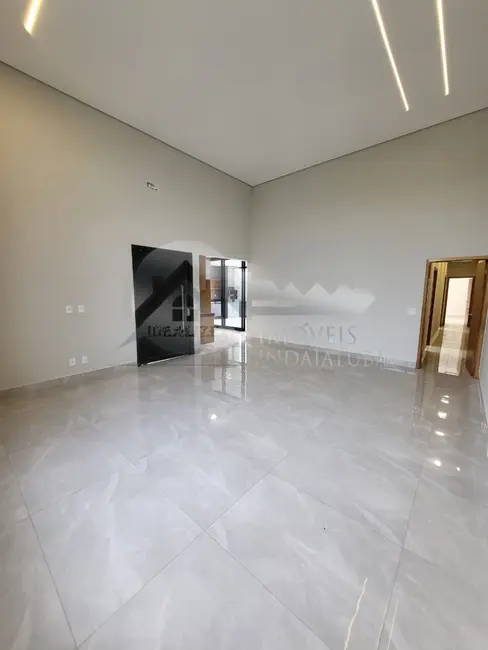 Casa de Condomínio com 3 quartos à venda, 198m2 em Indaiatuba - SP - imagem 4 Foto 4 de Casa de Condomínio com 3 quartos à venda, 198m2 em Indaiatuba - SP