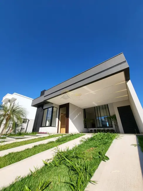 Casa de Condomínio com 3 quartos à venda, 207m2 em Indaiatuba - SP - imagem 3 Foto 3 de Casa de Condomínio com 3 quartos à venda, 207m2 em Indaiatuba - SP