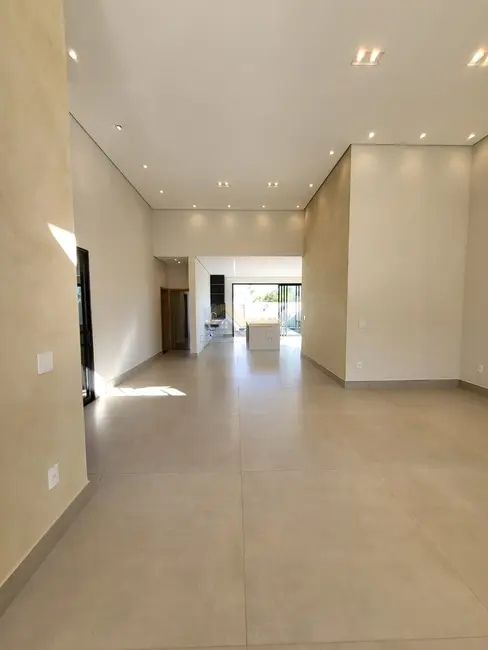 Casa de Condomínio com 3 quartos à venda, 207m2 em Indaiatuba - SP - imagem 6 Foto 6 de Casa de Condomínio com 3 quartos à venda, 207m2 em Indaiatuba - SP