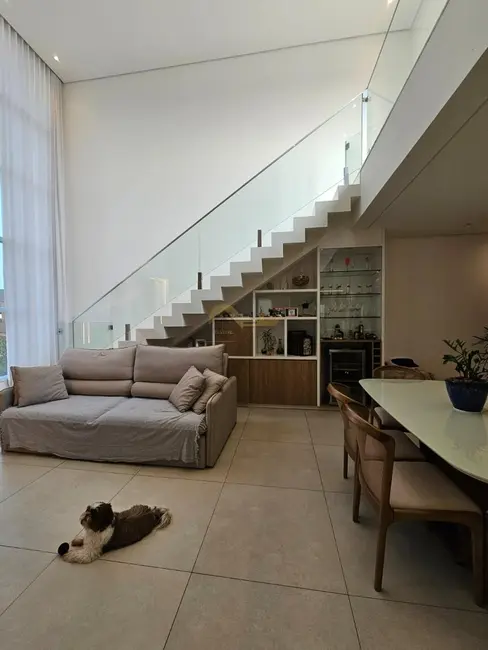 Casa de Condomínio com 3 quartos à venda, 218m2 em Indaiatuba - SP - imagem 5 Foto 5 de Casa de Condomínio com 3 quartos à venda, 218m2 em Indaiatuba - SP