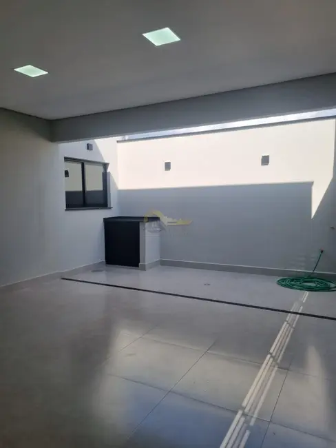 Foto 3 de Casa com 3 quartos à venda, 125m2 em Indaiatuba - SP