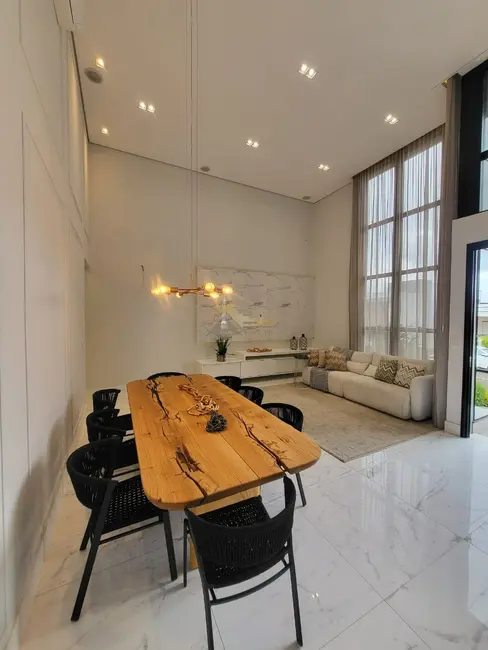 Foto 3 de Casa de Condomínio com 3 quartos à venda, 190m2 em Indaiatuba - SP