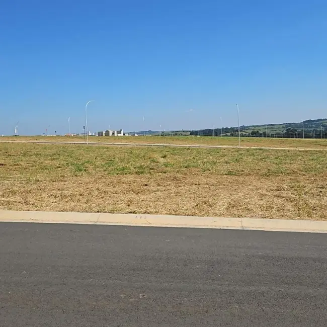 Foto 1 de Terreno / Lote à venda, 300m2 em Indaiatuba - SP