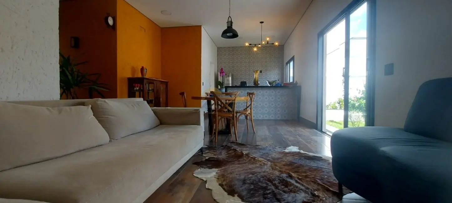 Foto 2 de Casa de Condomínio com 2 quartos à venda, 165m2 em Indaiatuba - SP