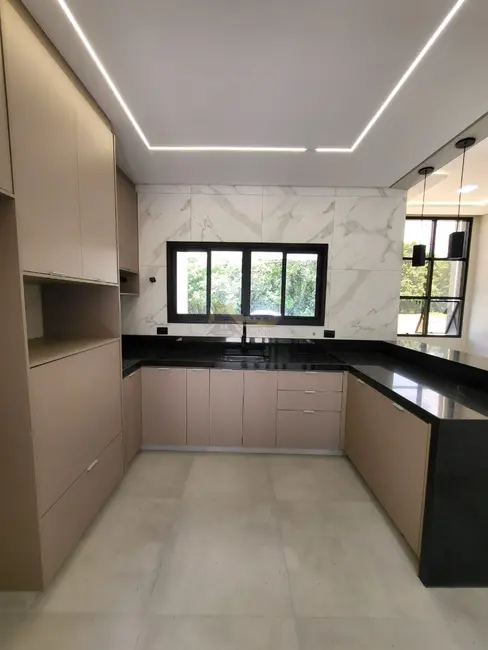 Casa de Condomínio com 3 quartos à venda, 140m2 em Indaiatuba - SP - imagem 8 Foto 8 de Casa de Condomínio com 3 quartos à venda, 140m2 em Indaiatuba - SP