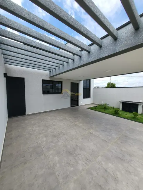 Casa de Condomínio com 3 quartos à venda, 120m2 em Jardins do Império, Indaiatuba - SP - imagem 2 Foto 2 de Casa de Condomínio com 3 quartos à venda, 120m2 em Jardins do Império, Indaiatuba - SP