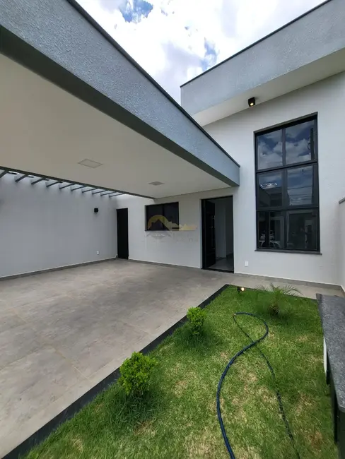 Casa de Condomínio com 3 quartos à venda, 120m2 em Jardins do Império, Indaiatuba - SP - imagem 3 Foto 3 de Casa de Condomínio com 3 quartos à venda, 120m2 em Jardins do Império, Indaiatuba - SP