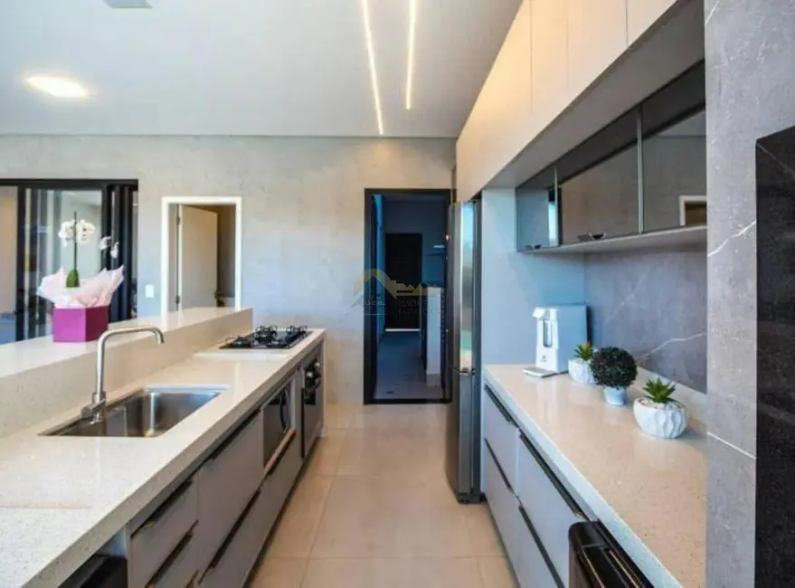 Foto 9 de Casa de Condomínio com 4 quartos à venda, 200m2 em Indaiatuba - SP